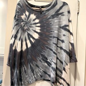 Pre-Owned Brightly Twisted Tye Dye Sweatshirt